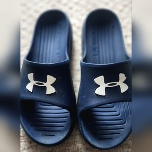 Men's size 10 under armour sandals